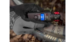 Blackburn Honest Digital Pressure Gauge -Fahrradzubehör Geschäft 3530570 blackburn honest detail5