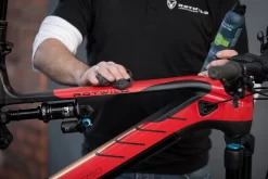 TUNAP Rahmenpflege, 300ml – Mit Lackschutz -Fahrradzubehör Geschäft 4000 2670 max 1